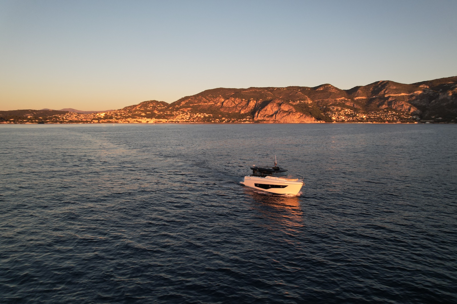 Blue Eyes charter yacht